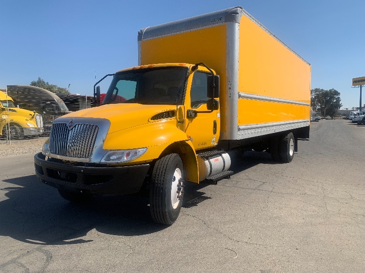 2021 International MV in Fresno, CA — photo 3