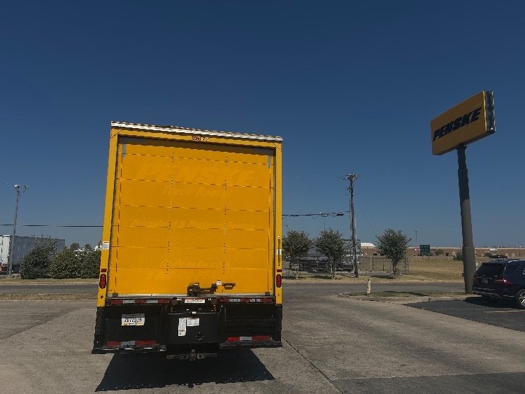 2021 International MV in Oklahoma City, OK — photo 7