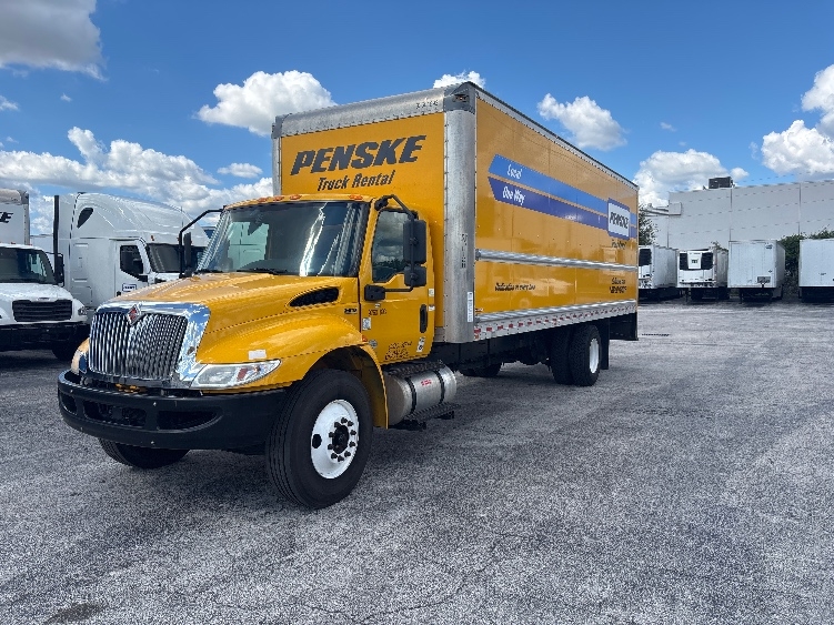 2021 International MV in Orlando, FL — photo 3
