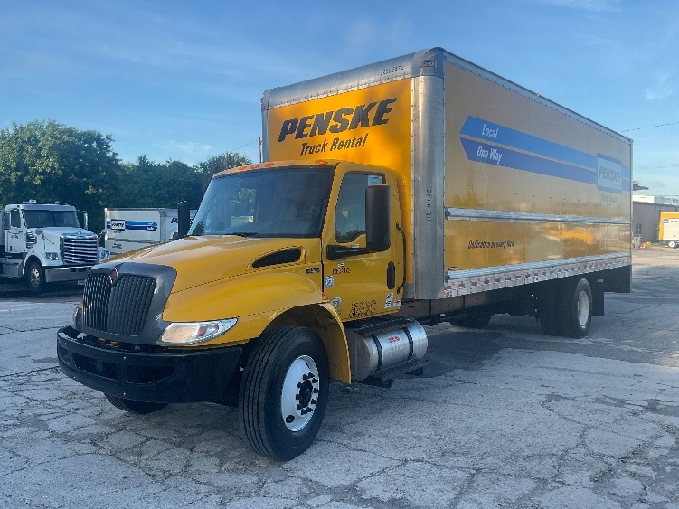 2022 International MV in Tampa, FL — photo 3