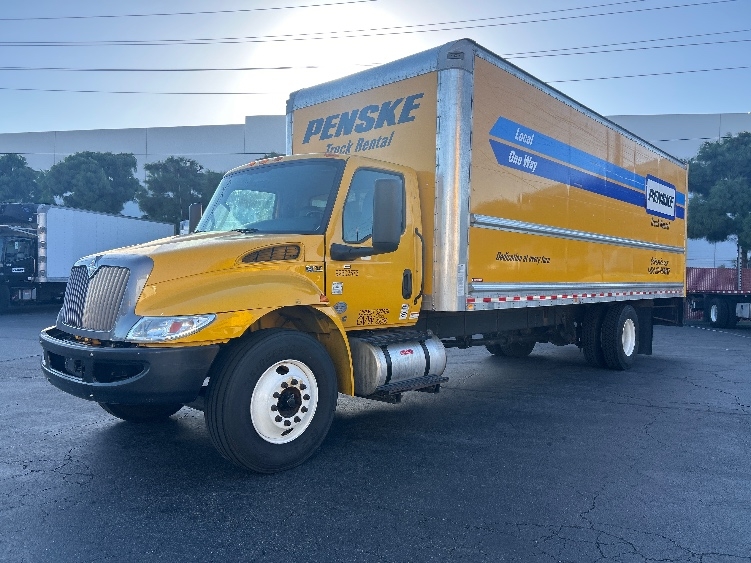 2022 International MV in La Mirada, CA — photo 3