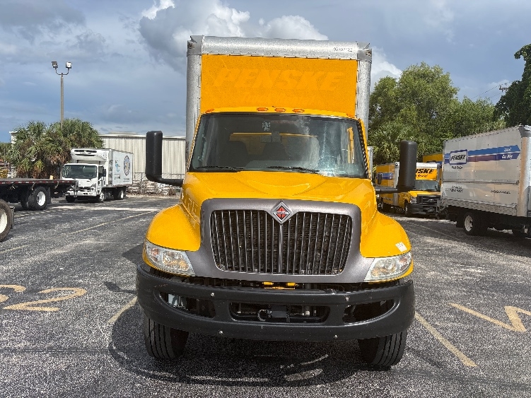 2022 International MV in Medley, FL — photo 2