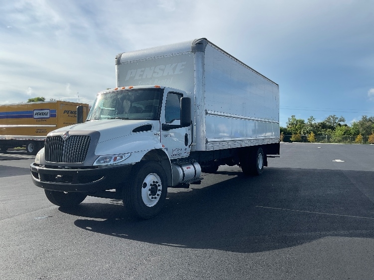 2022 International MV in Tampa, FL — photo 3