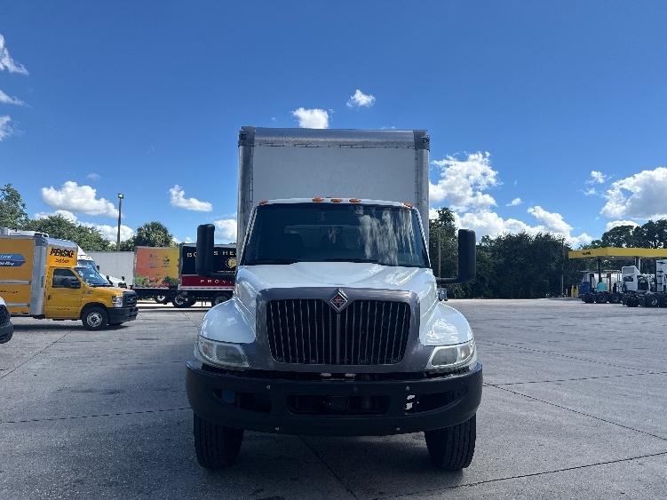 2022 International MV in Tampa, FL — photo 2