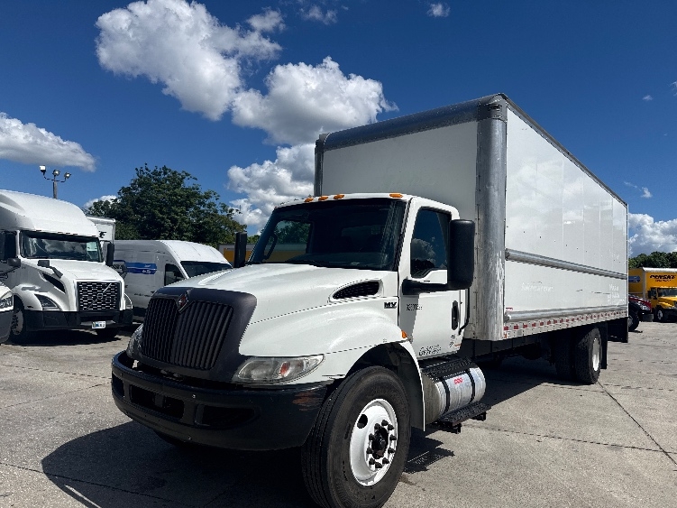 2022 International MV in Tampa, FL — photo 3