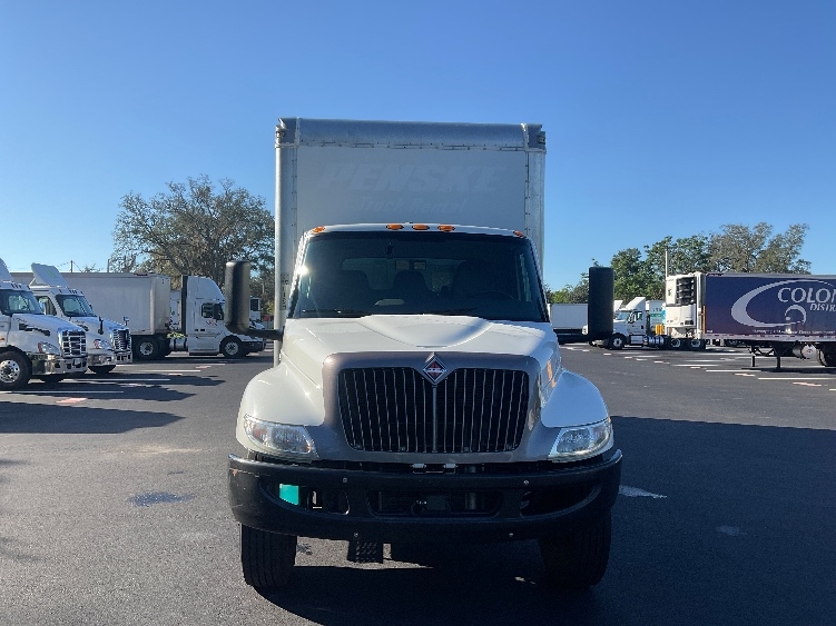 2022 International MV in Tampa, FL — photo 2