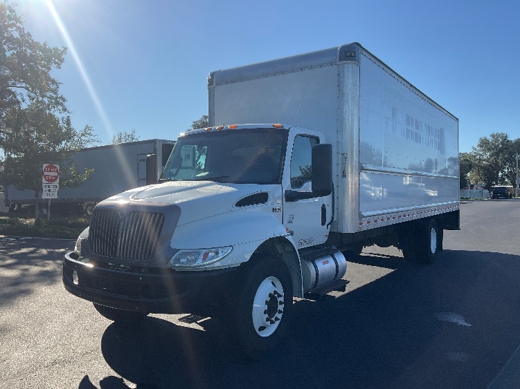 2022 International MV in Tampa, FL — photo 3