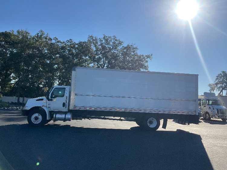 2022 International MV in Tampa, FL — photo 4