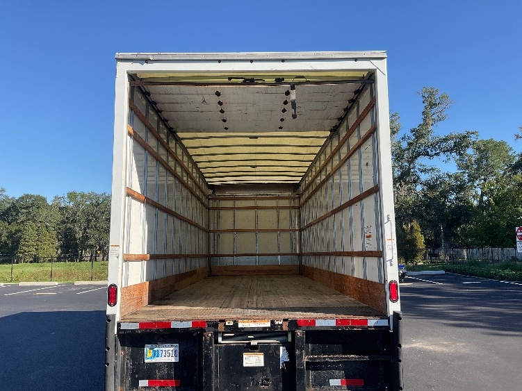 2022 International MV in Tampa, FL — photo 8