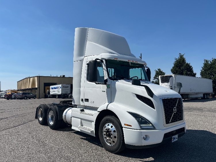 2021 Volvo VNR 640 in Billings, MT