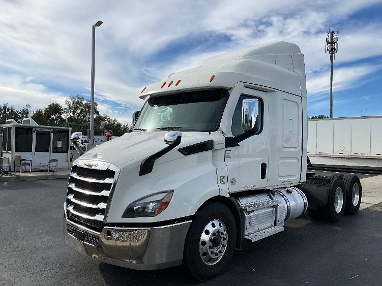 2021 Freightliner Cascadia in Swedesboro, NJ