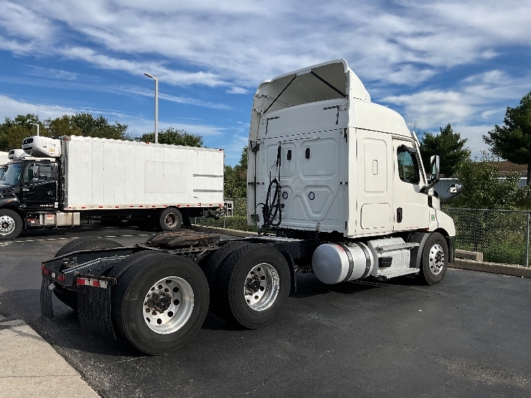 2021 Freightliner Cascadia in Swedesboro, NJ — photo 7