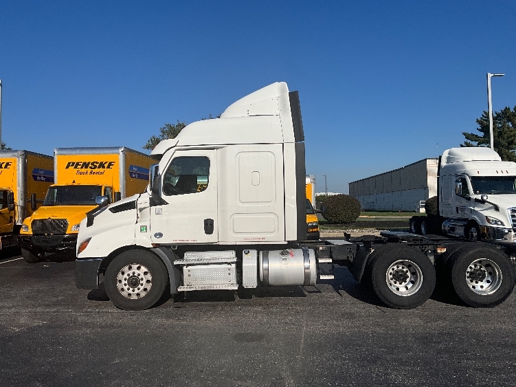 2021 Freightliner Cascadia in Swedesboro, NJ — photo 4