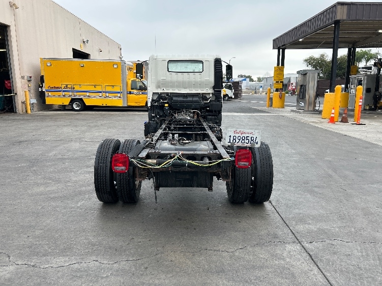 2017 Hino 195 in Torrance, CA — photo 7