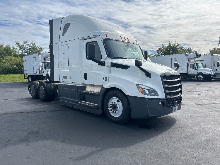 2023 Freightliner Cascadia in Indianapolis, IN