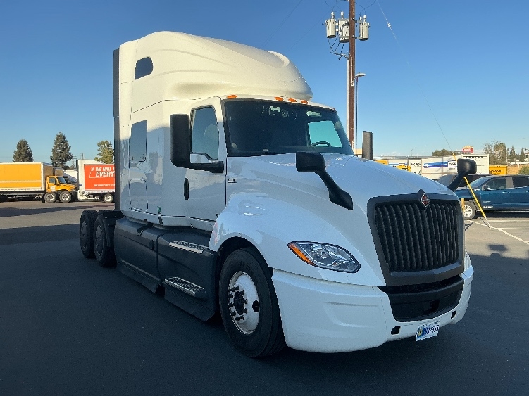 2023 International LT in West Sacramento, CA