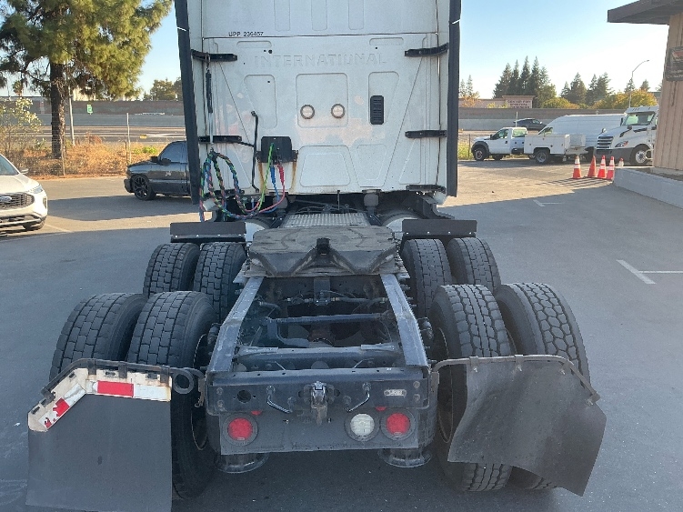 2023 International LT in West Sacramento, CA — photo 6