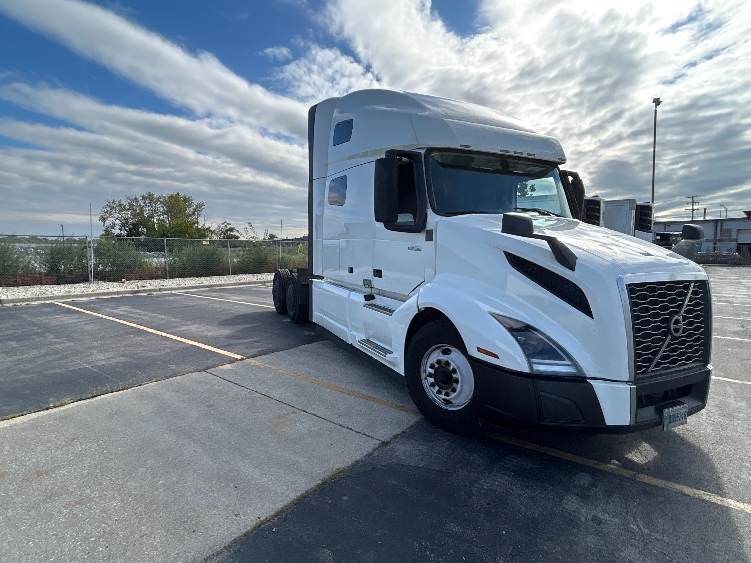 2023 Volvo VNL 760