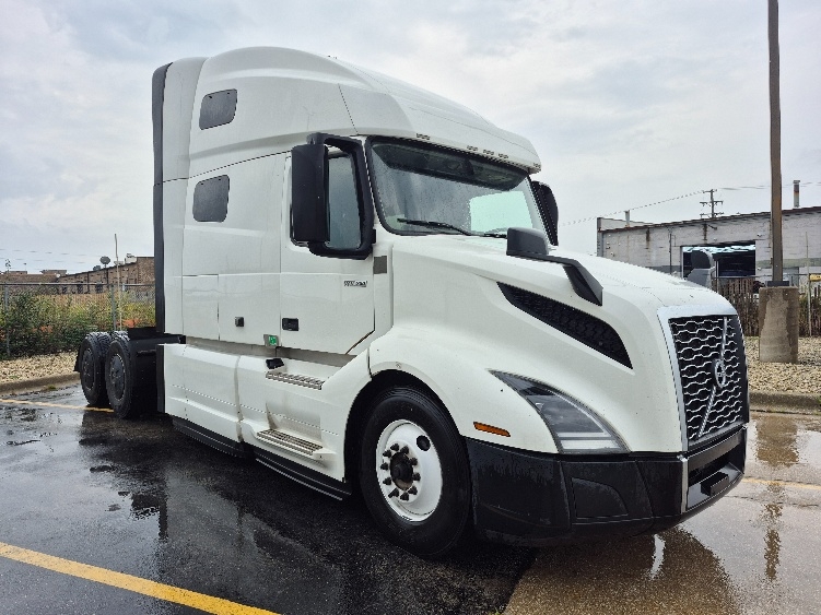 2023 Volvo VNL 760 in Chicago (Chicago Ridge), IL