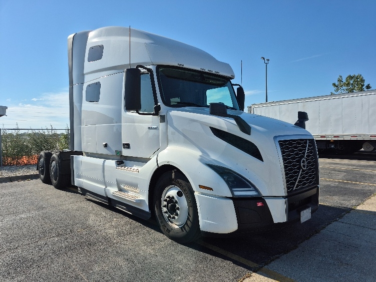 2023 Volvo VNL 760 in Chicago (Chicago Ridge), IL