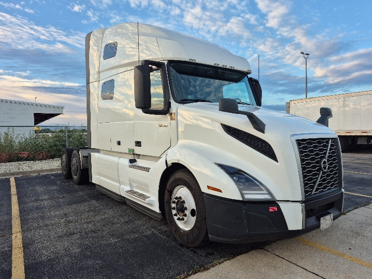 2023 Volvo VNL 760 in Chicago (Chicago Ridge), IL