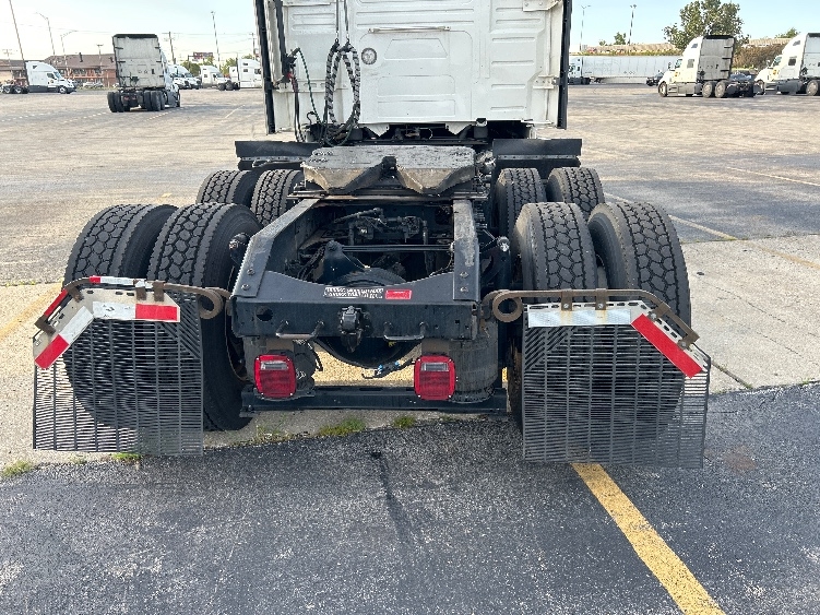 2023 Volvo VNL 760 in Chicago (Chicago Ridge), IL — photo 6