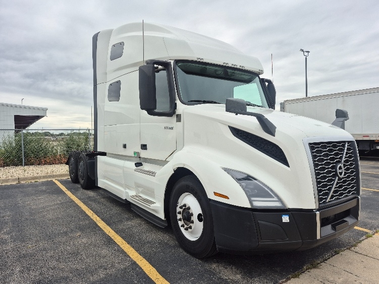 2023 Volvo VNL 760 in Chicago (Chicago Ridge), IL