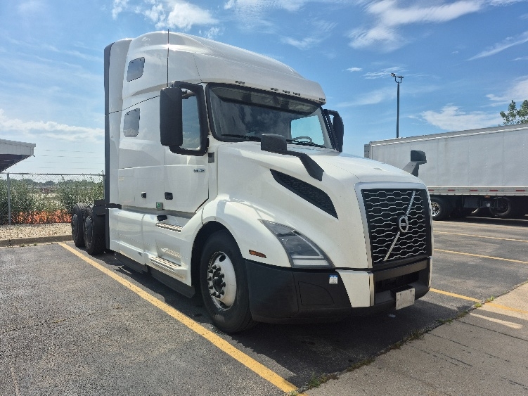 2023 Volvo VNL 760 in Chicago (Chicago Ridge), IL