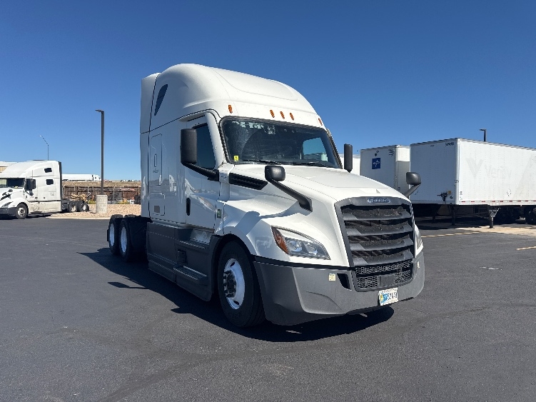 2023 Freightliner Cascadia in Denver, CO
