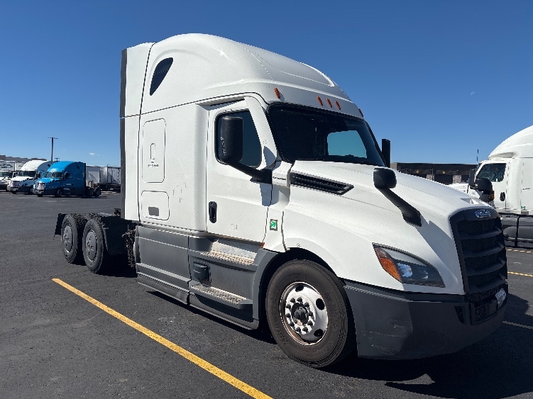 2023 Freightliner Cascadia in Aurora, CO