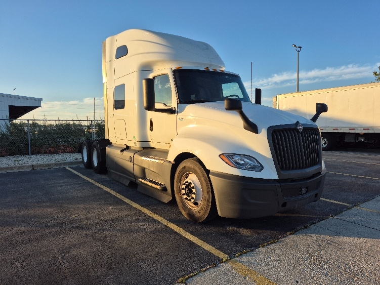 2024 International LT in Chicago (Chicago Ridge), IL