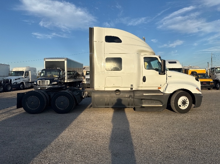 2024 International LT in Dallas, TX — photo 8