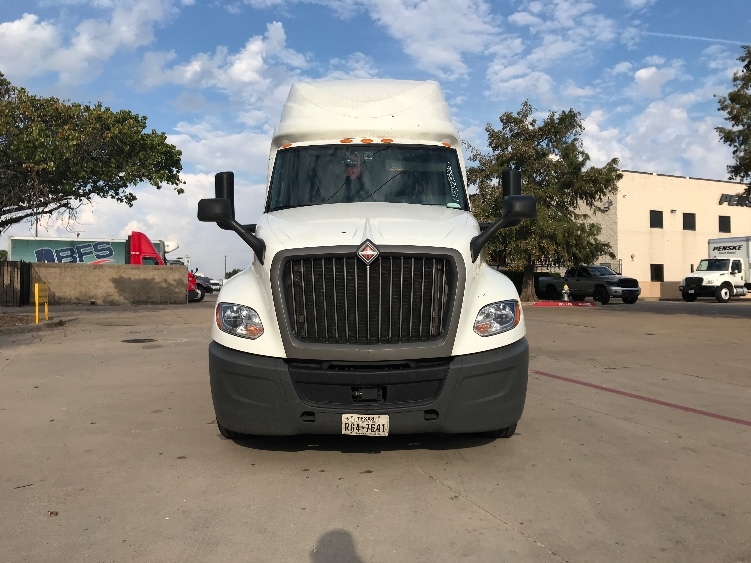 2023 International LT in Garland, TX — photo 2