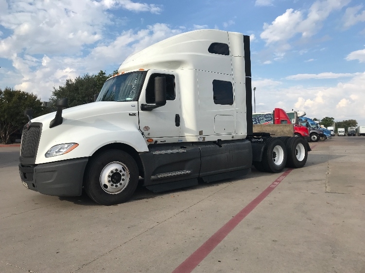 2023 International LT in Garland, TX — photo 3