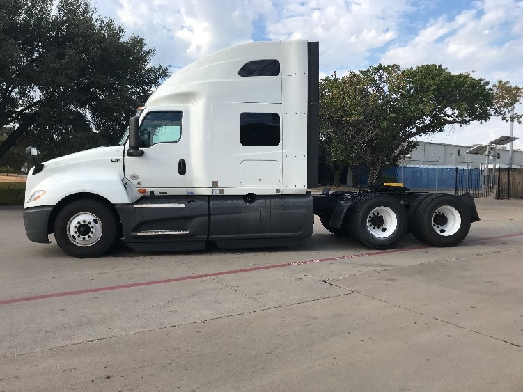2023 International LT in Garland, TX — photo 4